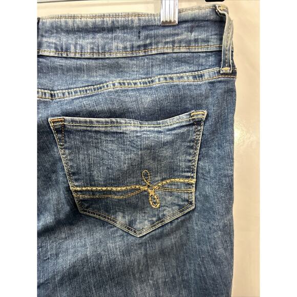 Levis Women's 13 Blue Denizen Ankle Skinny Stretch Low Rise Med Wash Grunge‎ - Picture 10 of 13